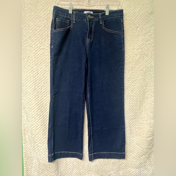 bleu trademark Denim - Bleu Womens Jeabs Dark Blue Denim Jeans cropped size 6